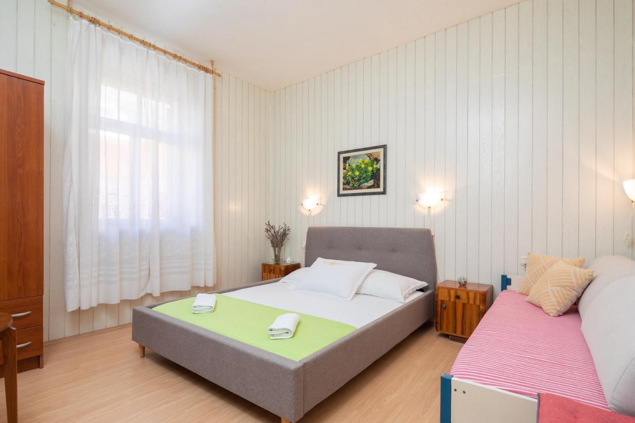 Beach House Lemonade Appartement Jesenice  Buitenkant foto
